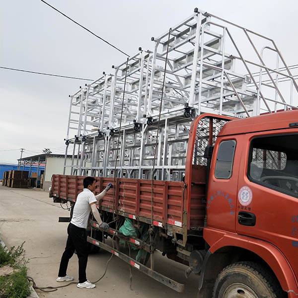 大连开发区订制平台扶手梯 铝合金踏步梯