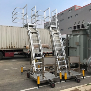 沈阳某药厂采购不锈钢罐车取样梯 移动油罐梯