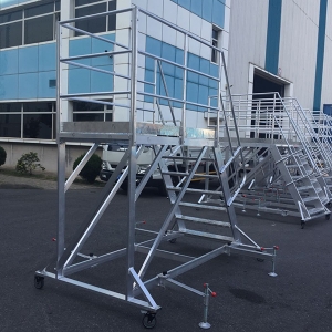 客户德国舒乐锻造（大连厂区）成功签单定制登高车